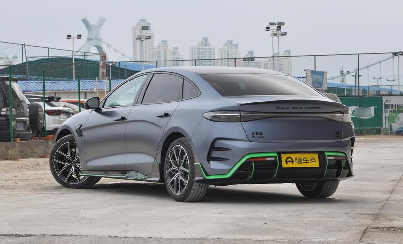 海豹比亚迪2023款图片 比亚迪海豹汽车