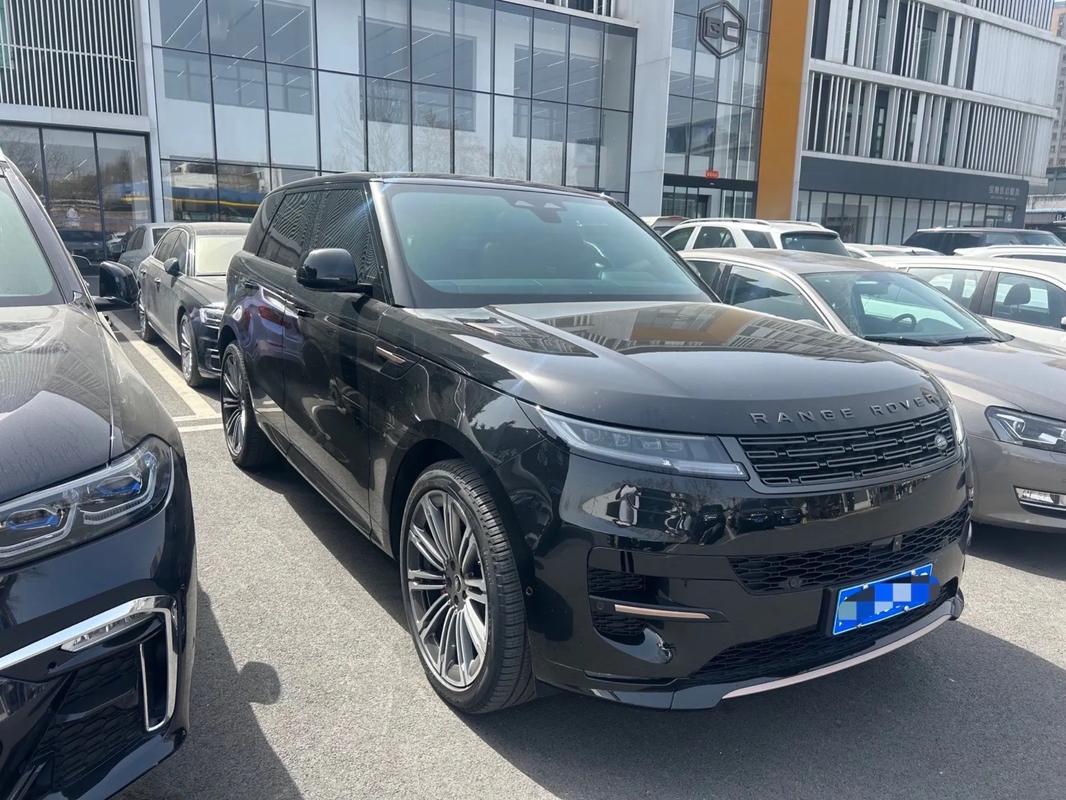 揽胜运动版2024款(揽胜运动版2024款新款报价及图片)