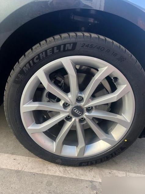 奥迪a4l2023/奥迪A4L2023款轮胎多少钱