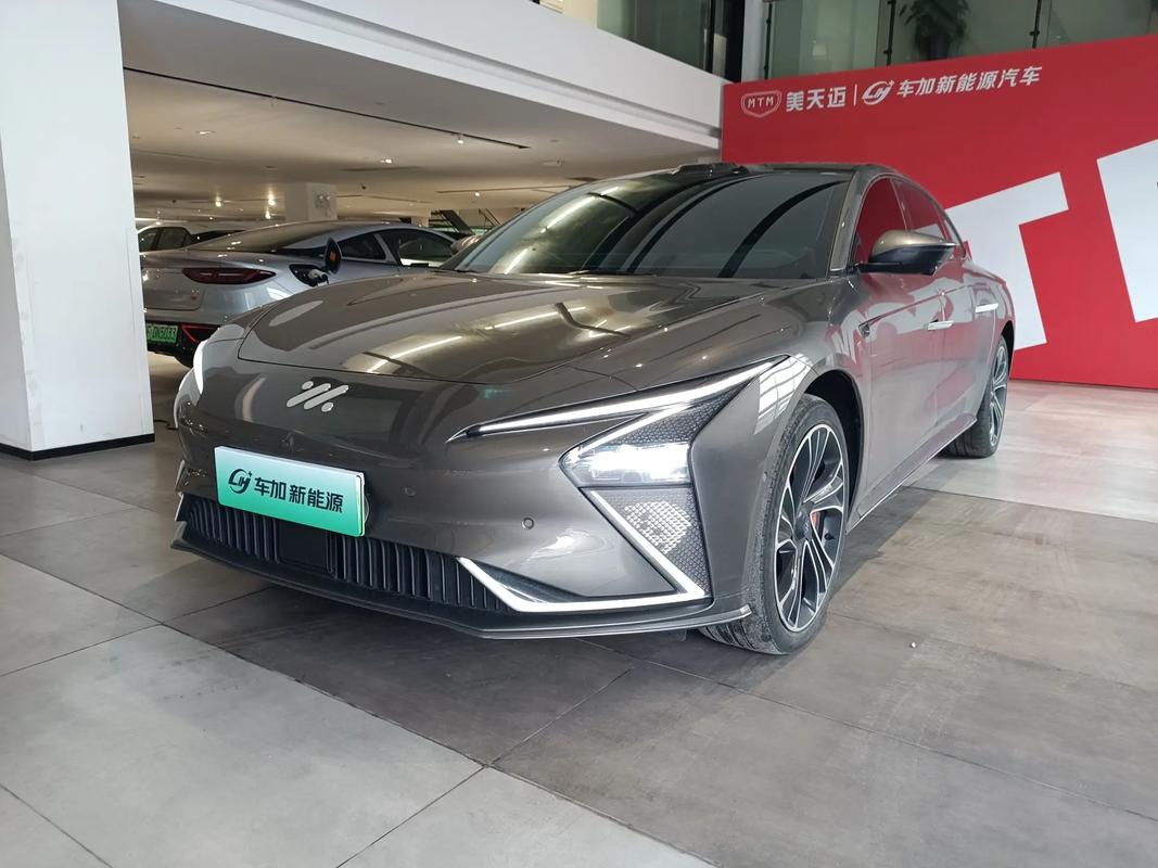 【智己l6多少钱一台,智己l7 价格】