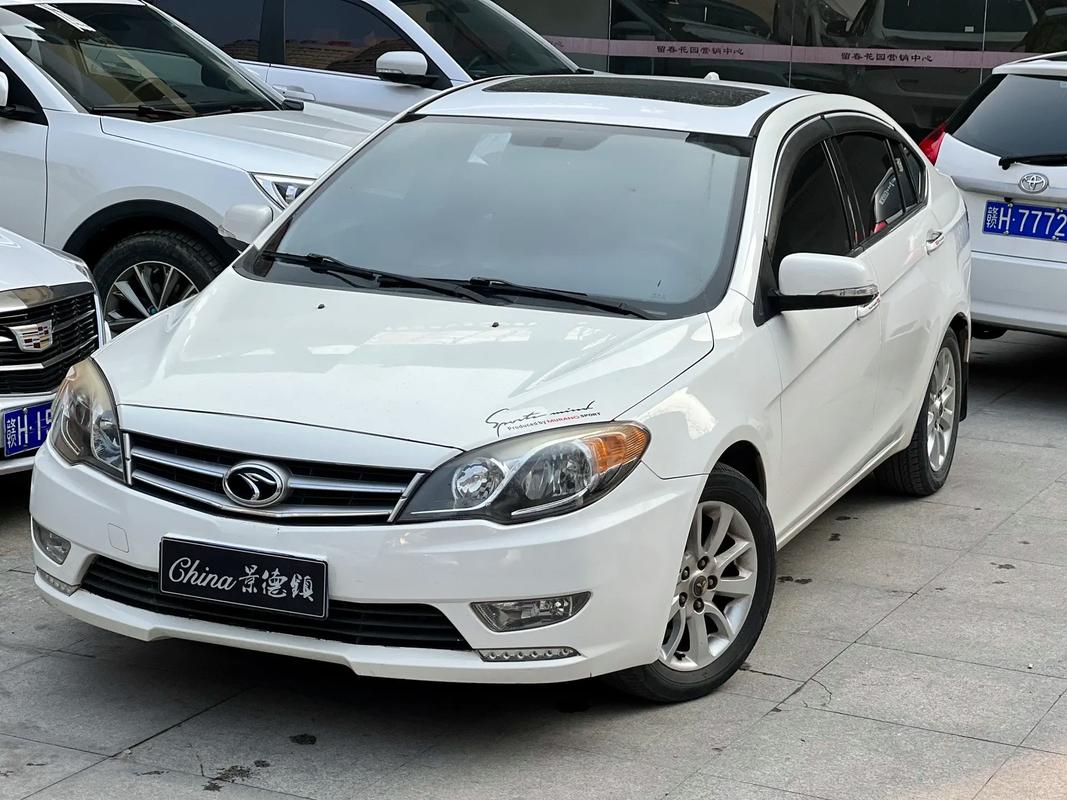 【东南v5菱致图片及报价,东南v5菱致2014款15t怎么样】