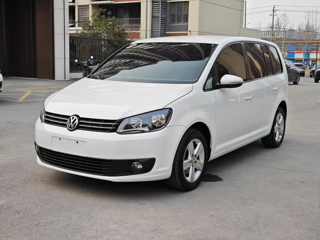 2015款大众途安报价(大众途安2015款报价及图片欣赏)