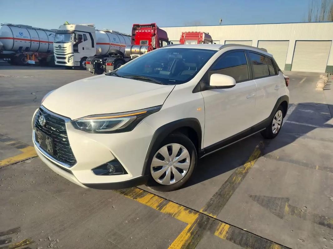 丰田致炫2022款,丰田致炫2022款车漆是什么白漆呢